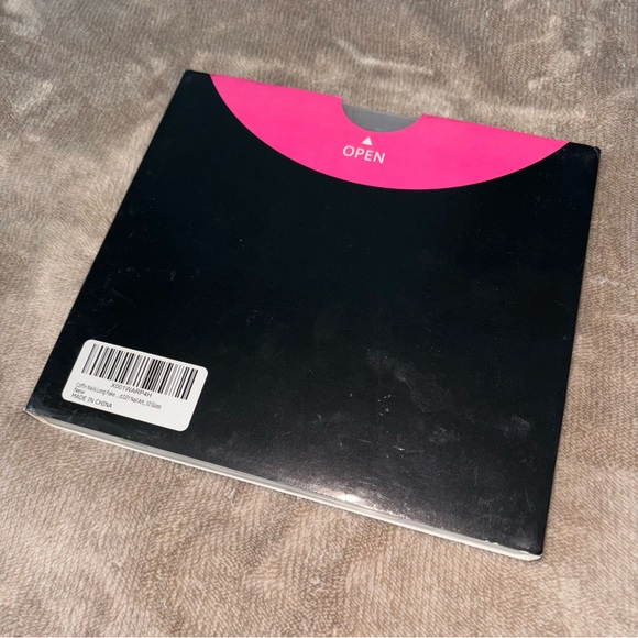 Clear Press On Nails - Picture 3 of 5